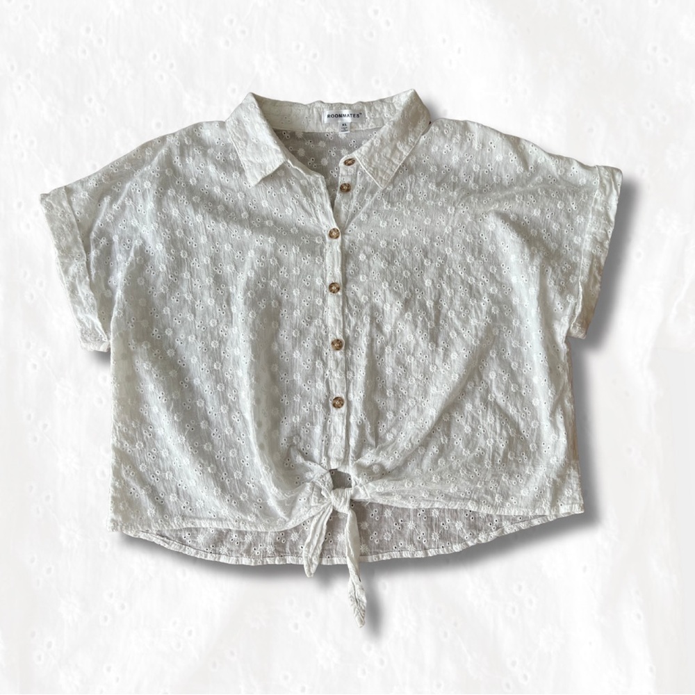 Roommates Floral Embroidered Blouse